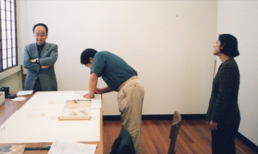 図２：1998年9月、肉筆浮世絵悉皆調査にて